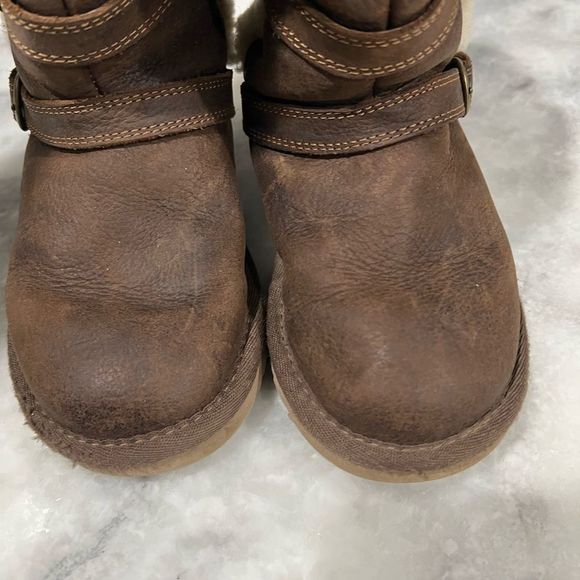 UGG GIRLS GLASGOW BOOTS. SIZE 10 - Picture 4 of 7